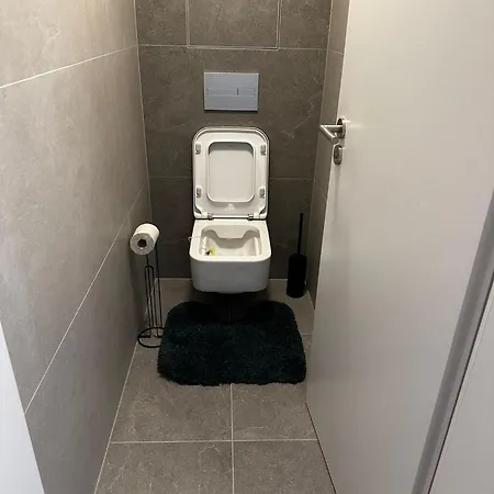 Stylish 1br & 1lr Cozy View