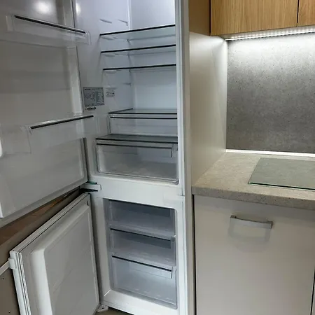 Lejlighed Stylish 1br & 1lr Cozy View Bratislava