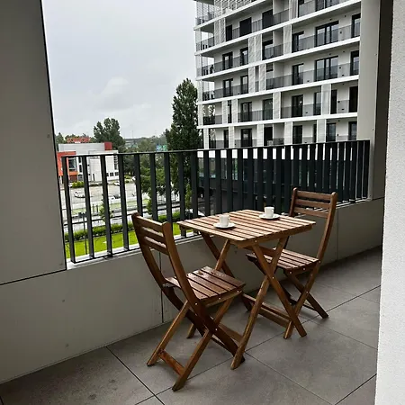 Stylish 1br & 1lr Cozy View Апартаменты Братислава